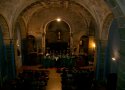 Cantando en la iglesia del Monasterio-Parador