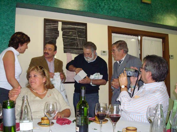 Comida de confraternización