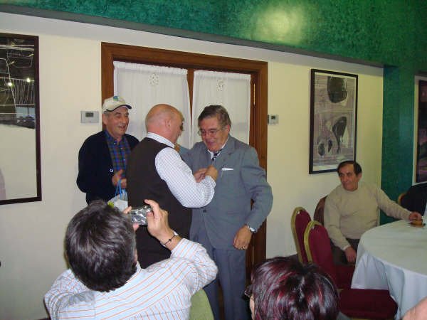 Comida de confraternización