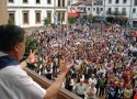 Dirigiendo desde la plaza del Ayuntamiento (2) (diac_dirigiendo02-ico.jpg)
