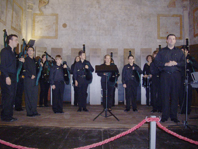 Concierto de SANTA CECILIA organizado por la Banda de gaitas canguesa. (6-Ev150-Gaitas.jpg)