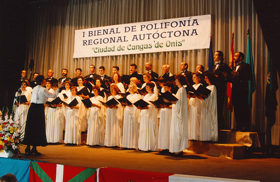 Actuando en la Bienal
