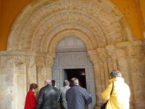 Iglesia Románica (4)