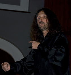 Santiago Novoa Marchena (dir-elentreg-santiago.jpg)