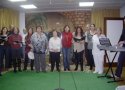 EL Coro canta en el Hogar 