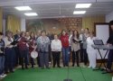 EL Coro canta en el Hogar 